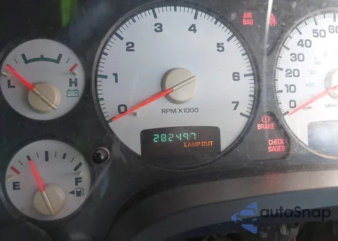 2003 Dodge Ram 1500 Slt/Laramie/St z USA, uszkodzony, nr VIN 1D7HA18D33S304953